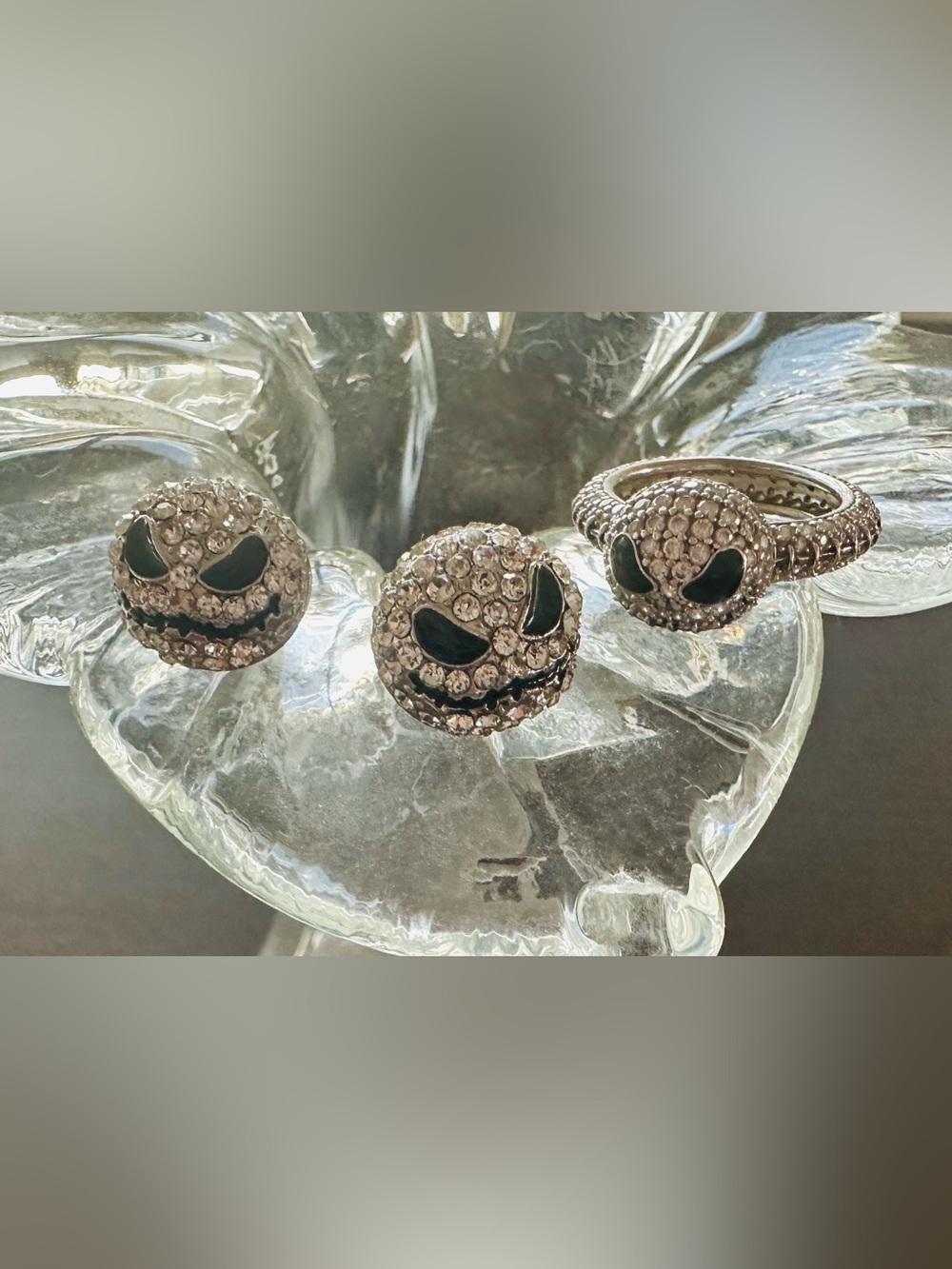 Nightmare Before Christmas Themed Earring and Ring (Size 6.5) Set - silver tone